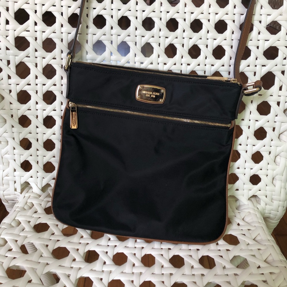 Added more pictures -Michael Kors Kelsey Crossbody